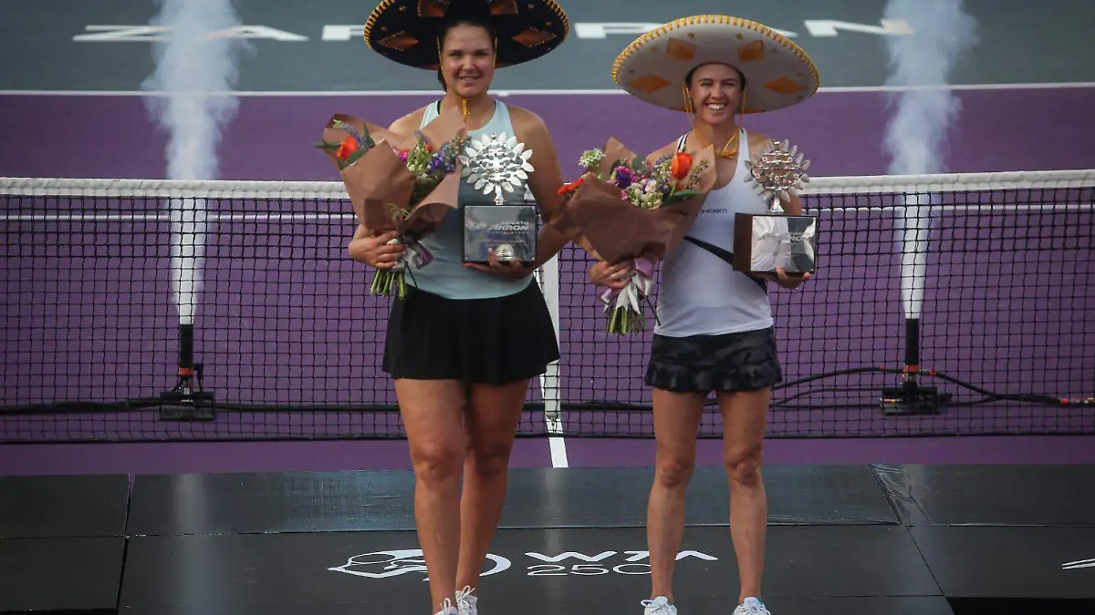 Kaitlin Christian y Lidziya Marozaba ganadoras en el Abierto de Tenis, WTA